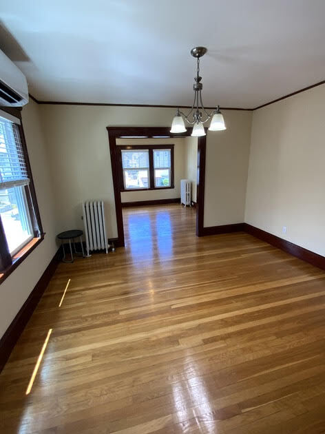 Building Photo - 27 Grove St