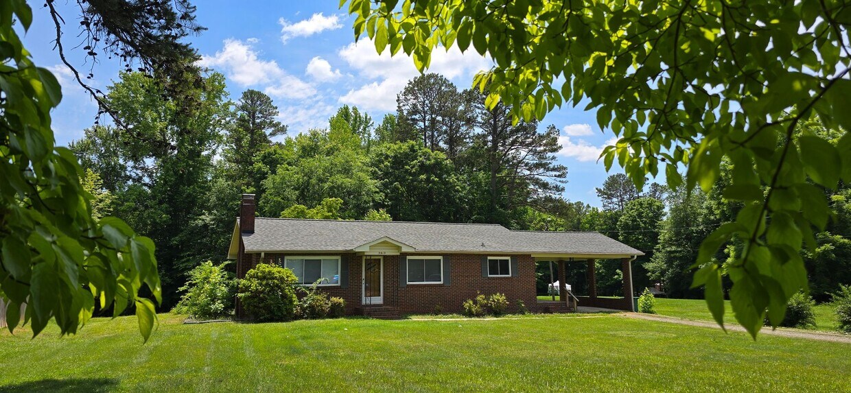 Primary Photo - Wonderful Ranch in Clemmons