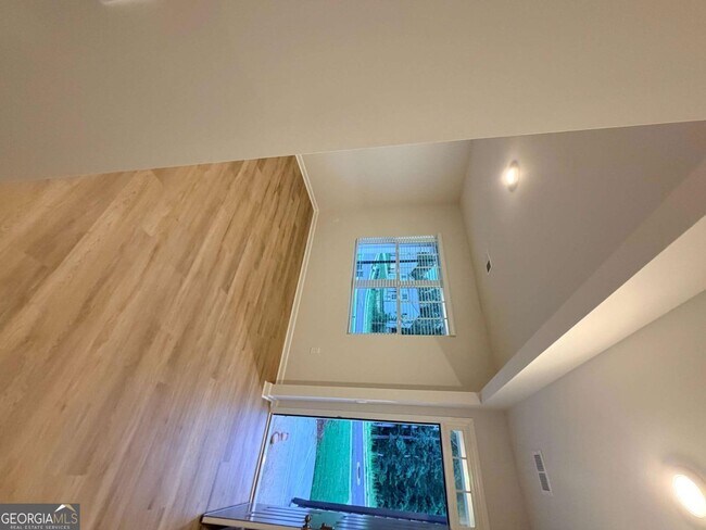 Foto del edificio - 112 Glenrise Dr