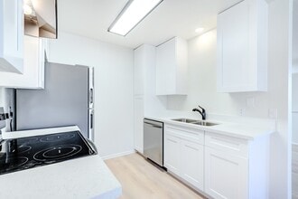 Building Photo - 9202 Glen Meadow Ln