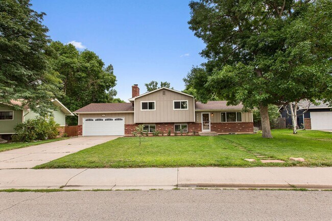 Building Photo - 5 Bedroom Home in West Fort Collins