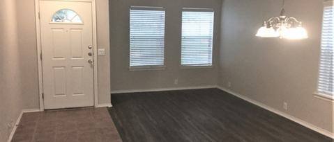 Foto del edificio - 4606 Woodspring Glen Ln