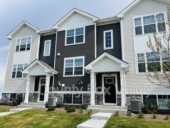 Building Photo - 879 Briar Gln Ct