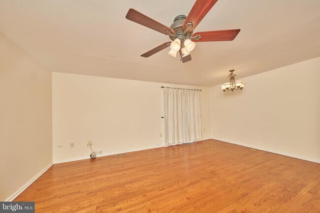 Foto del edificio - 14426 Four Chimney Dr