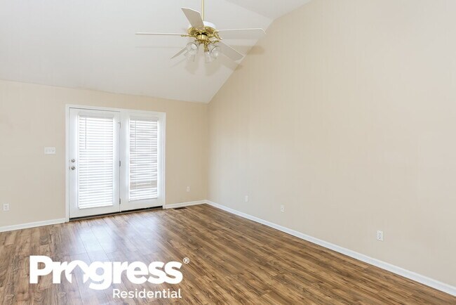 Building Photo - 166 Bent Tree Dr