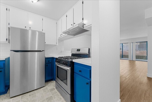 Foto del edificio - 448 W Windsor Rd