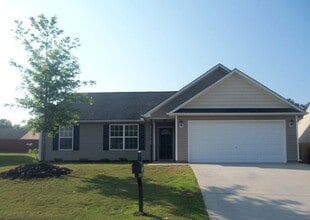 Building Photo - 205 Apa Way