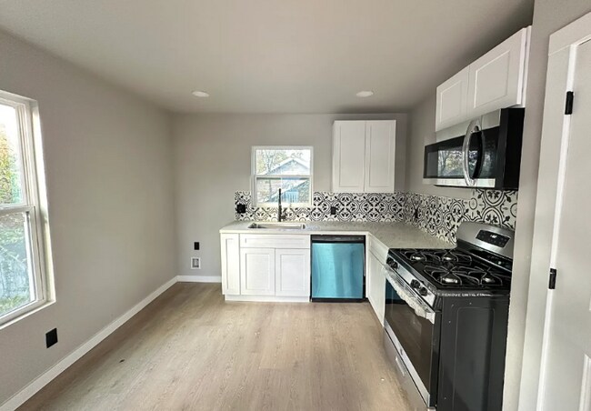 Foto del edificio - 4209 Walker St