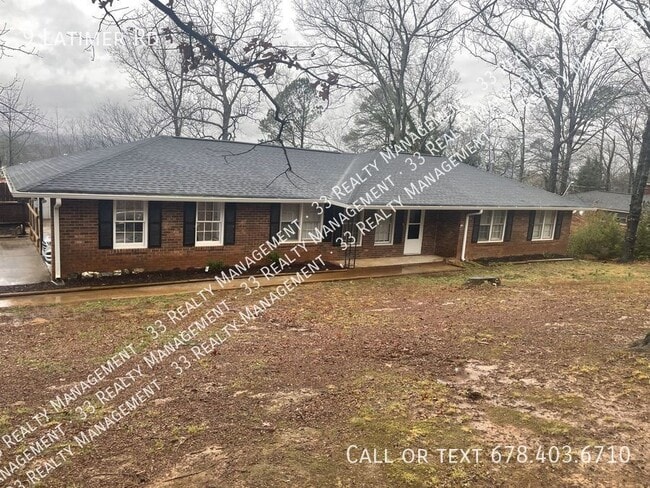 Building Photo - Traditional Brick 3Bd/2Ba in the heart of ...