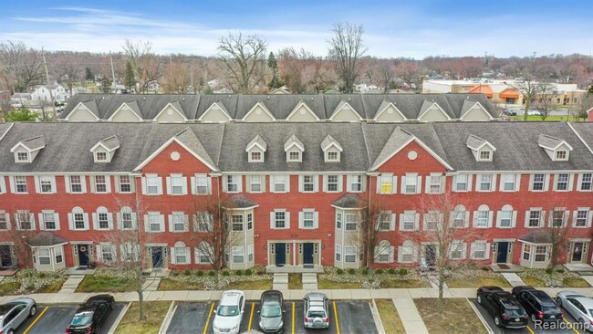 Foto del edificio - 22680 Goddard Rd