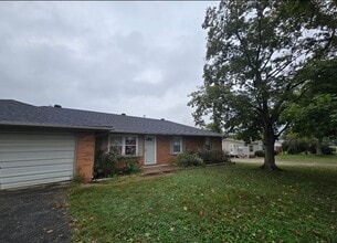 Building Photo - 6121 KY-54