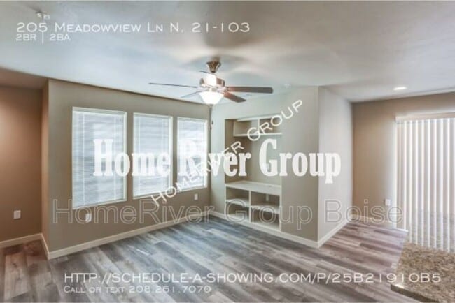 Building Photo - 205 Meadowview Ln N
