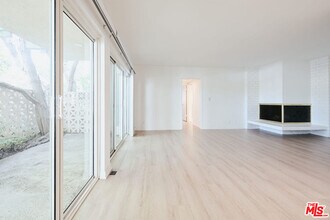 Building Photo - 7712 Pso Del Rey