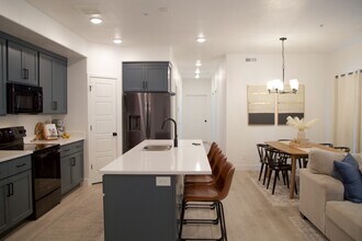 Building Photo - 392 S 1080 W