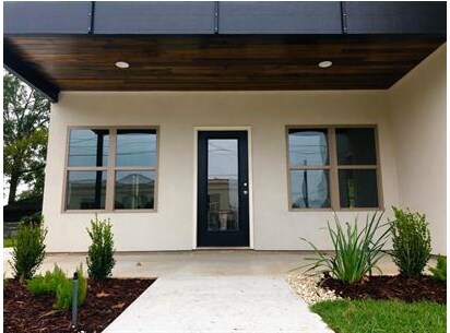 Foto del edificio - 306 S Oak St
