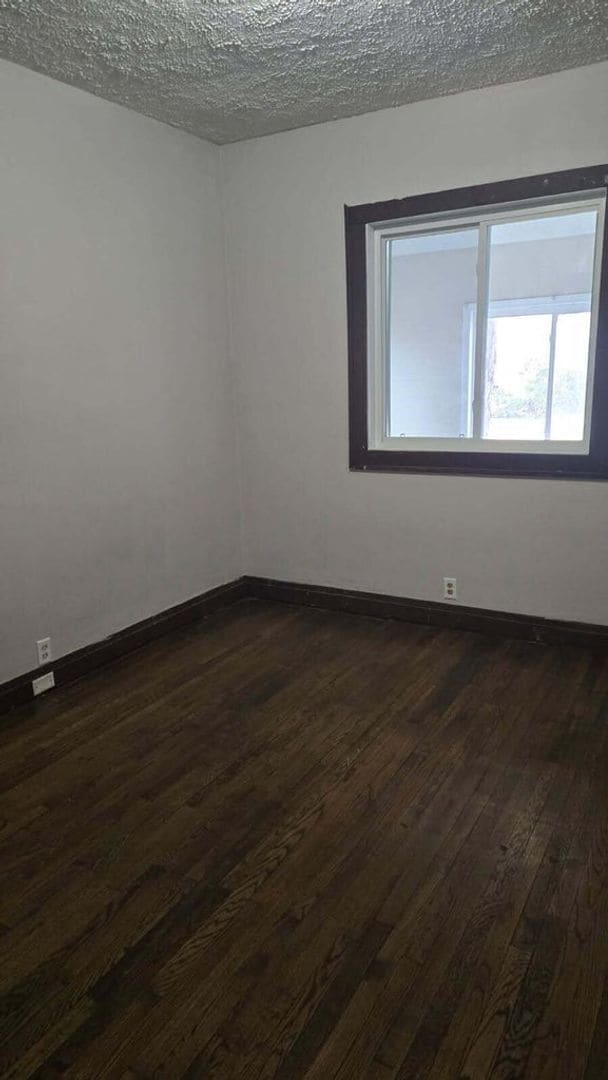 Building Photo - SCHEDULE YOUR APPOINTMENT TODAY & COME SEE...