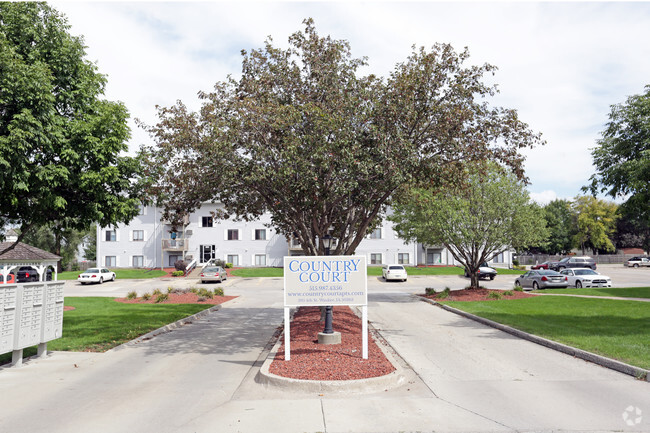 Building Photo - Country Court Apartments