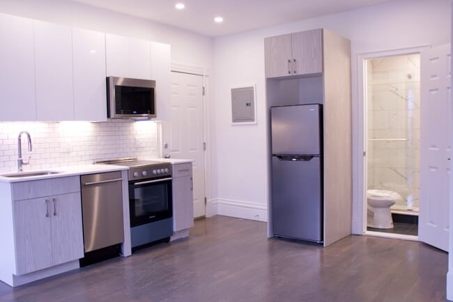 Foto del edificio - 225 Newbury St