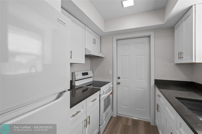Foto del edificio - 1150 E Sample Rd
