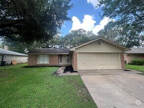 Building Photo - 410 Pickford Dr