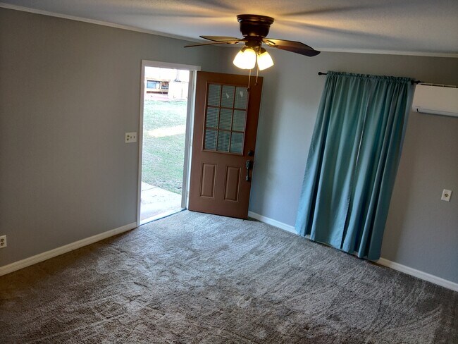 bedroom - 340 Adams Dr