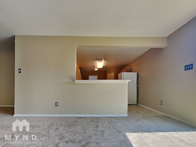 Foto del edificio - 22702 Sherioaks Ln