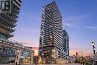 Building Photo - 2075 Lakeshore Rd.