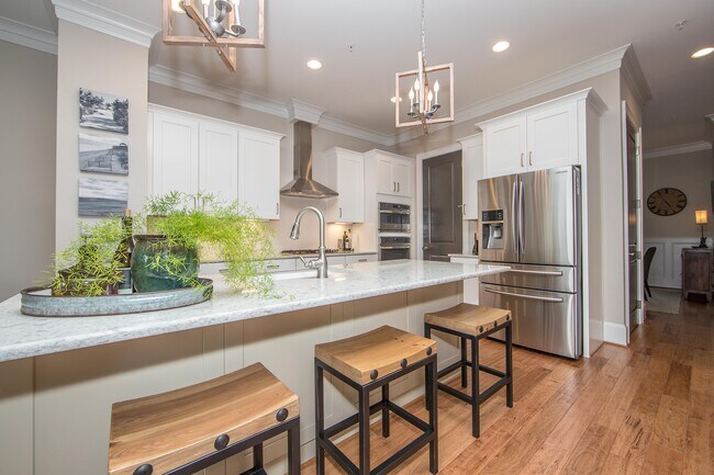 Foto del edificio - 12329 Dewhurst Ave