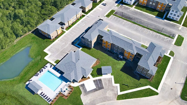 Building Photo - The Grove at Perry