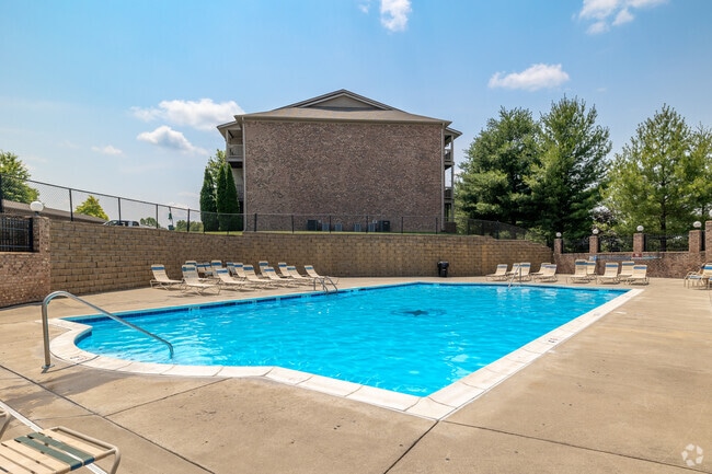 Pool - Providence Hill Apartments