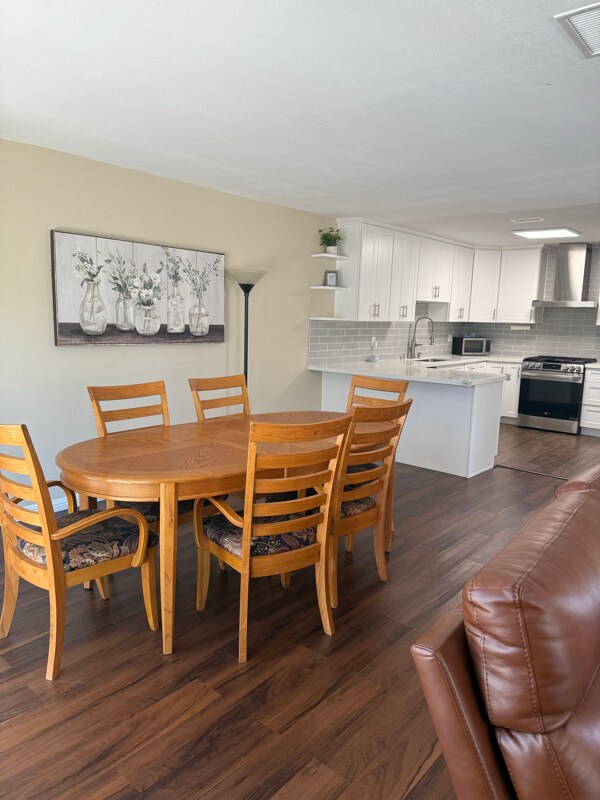 Foto principal - 5263 Creekside Rd