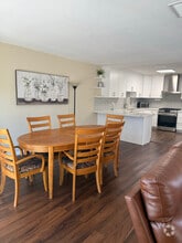 Building Photo - 5263 Creekside Rd