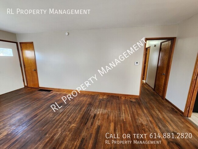 Building Photo - Charming 3 bedroom 1 bathroom home in East...