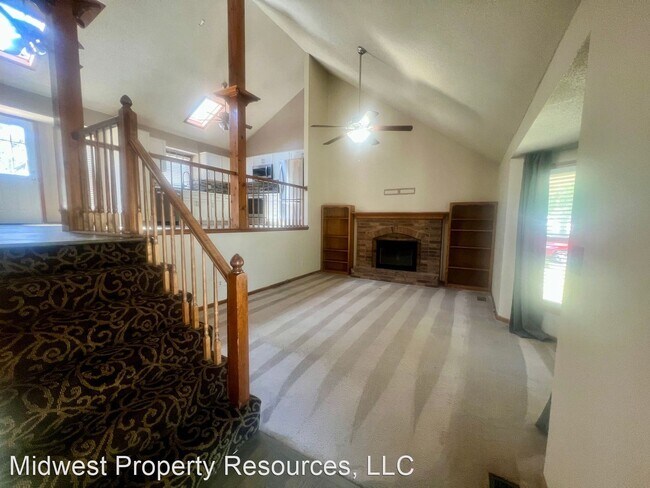 Foto del edificio - 3 br, 2 bath House - 1100 NE Ball Dr