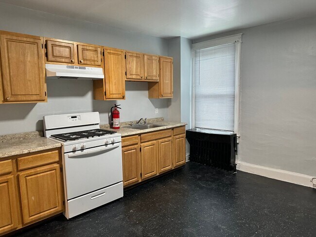 Building Photo - 1203 Ashburton St