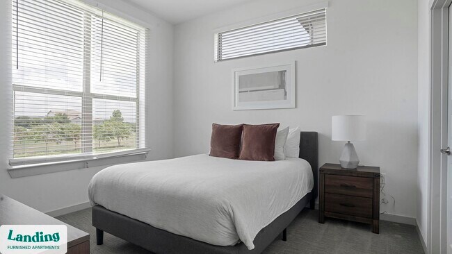 Building Photo - 600 Farm to Market 1626