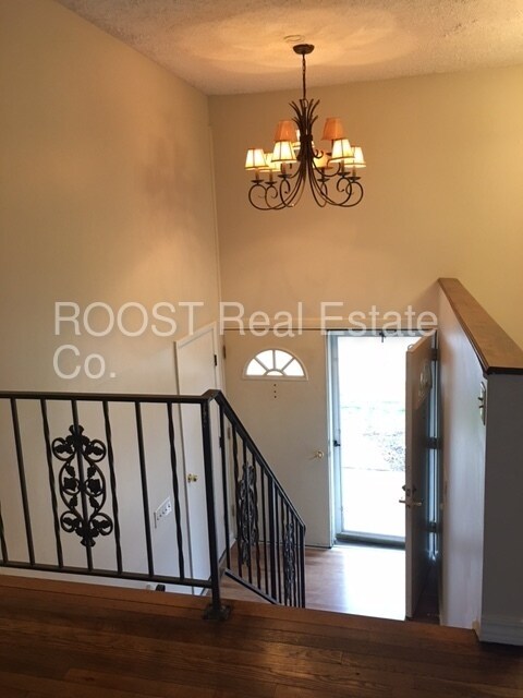 Building Photo - 5908 Verdi Dr