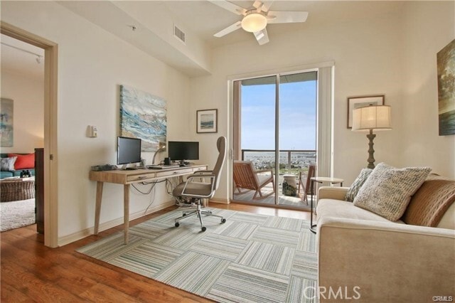 Foto del edificio - 488 E Ocean Blvd