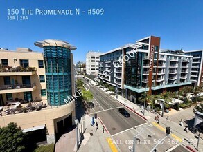 Building Photo - 150 The Promenade N