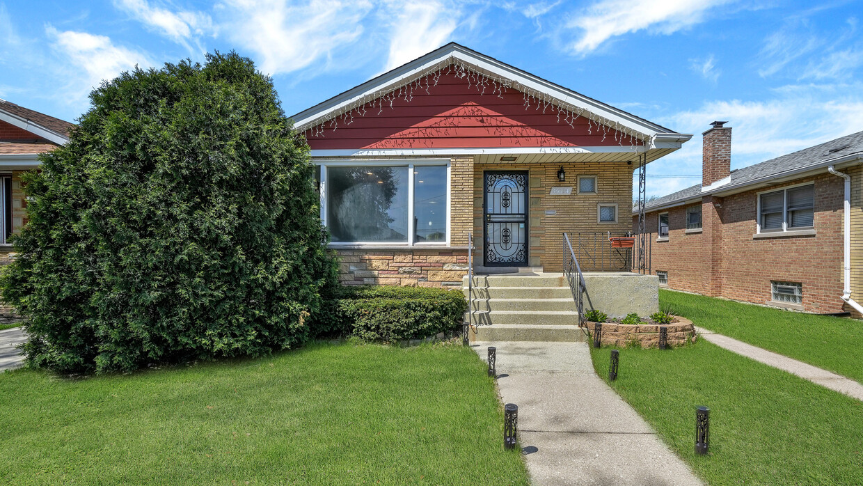 Foto principal - 8614 S Kolin Ave