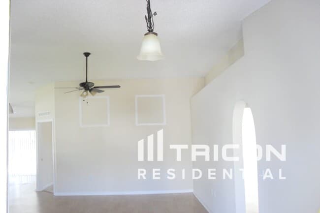 Building Photo - 1608 Cornerview Ln