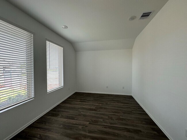 Building Photo - 19815 Paros Is Dr