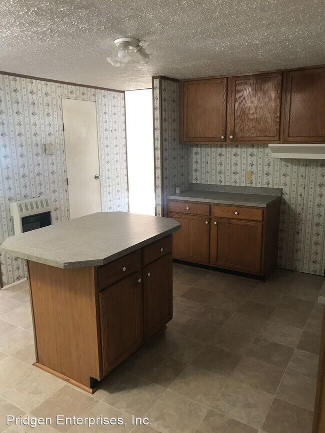 Building Photo - 3 br, 2 bath House - 620 Paoli Road