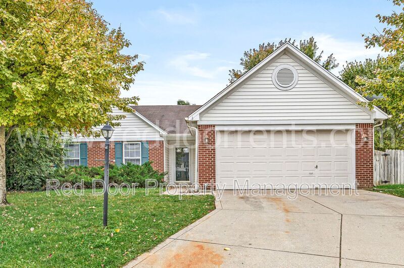 Primary Photo - 10015 Miranda Cir