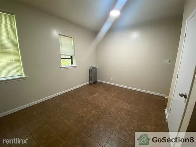 Foto del edificio - 234 N Pine Ave