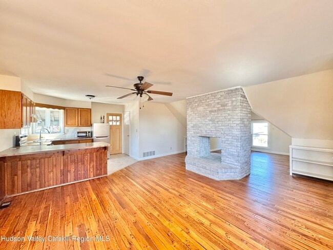 Building Photo - 139 Jefferson Heights