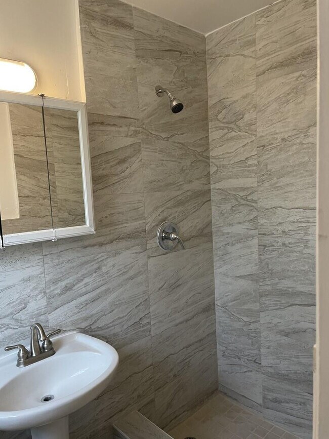 Foto del edificio - 1518 Grant St