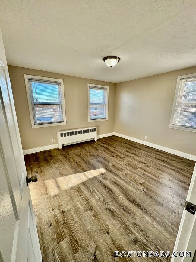 Foto del edificio - 6 Buxton Ave