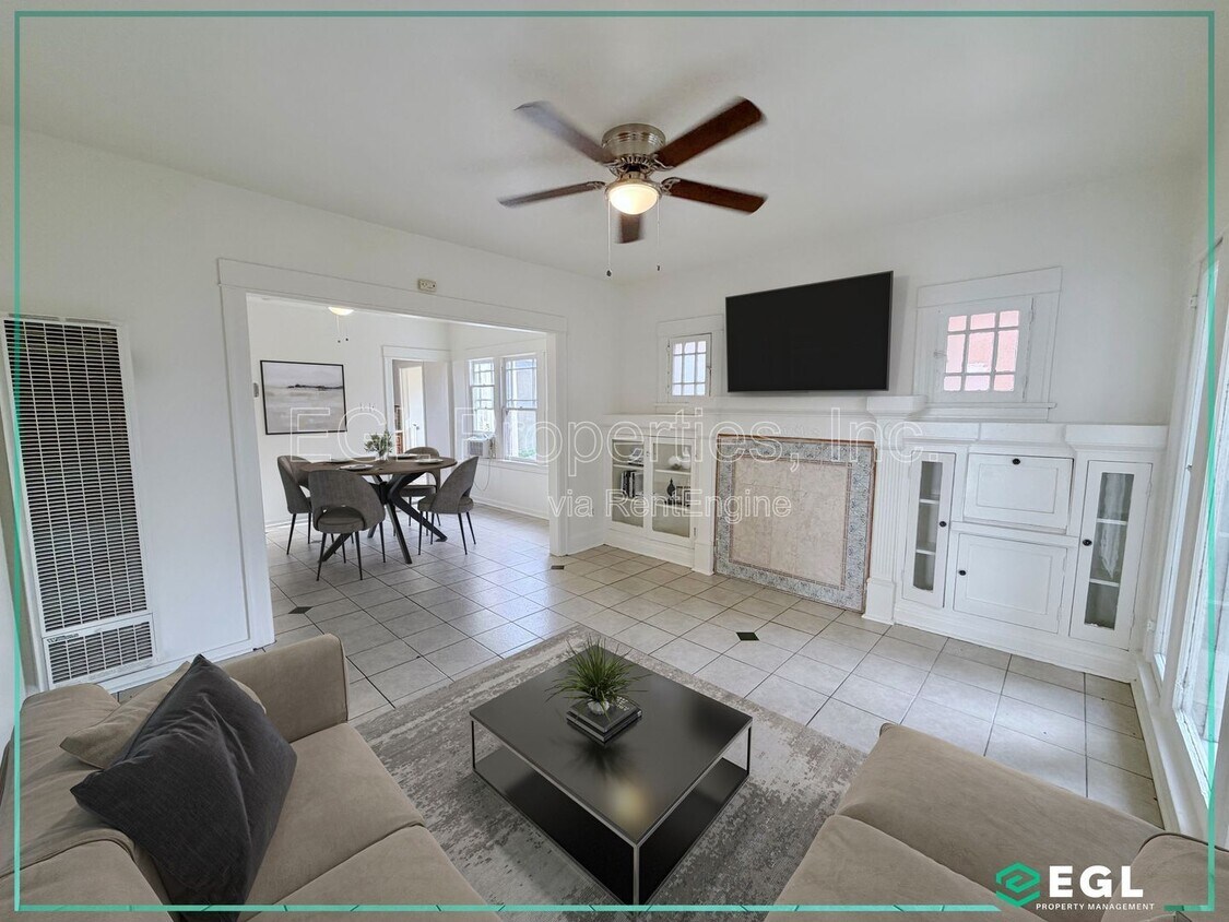 Foto principal - 816 Forest Ave