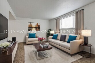 Building Photo - 185 S 300 W